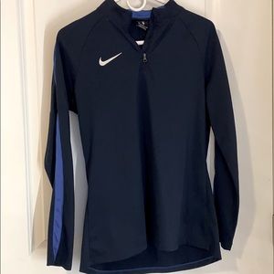 Nike dri-fit long sleeve half zip